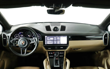 Porsche Cayenne III, 2019 год, 5 999 990 рублей, 12 фотография