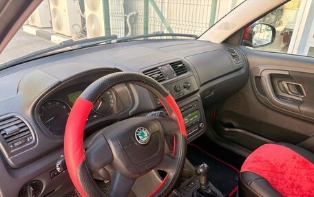 Skoda Fabia II, 2012 год, 696 000 рублей, 13 фотография