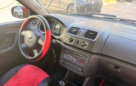 Skoda Fabia II, 2012 год, 696 000 рублей, 12 фотография