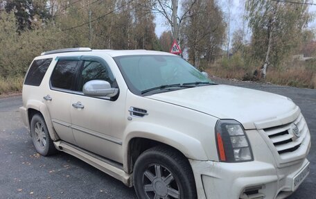 Cadillac Escalade III, 2008 год, 2 000 000 рублей, 2 фотография
