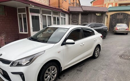KIA Rio IV, 2017 год, 680 000 рублей, 3 фотография