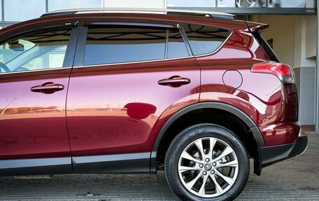 Toyota RAV4, 2016 год, 2 200 000 рублей, 14 фотография
