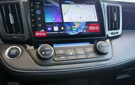 Toyota RAV4, 2016 год, 2 200 000 рублей, 31 фотография
