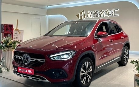 Mercedes-Benz GLA, 2023 год, 2 840 000 рублей, 4 фотография