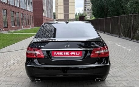 Mercedes-Benz E-Класс, 2010 год, 1 430 000 рублей, 4 фотография