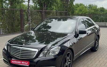 Mercedes-Benz E-Класс, 2010 год, 1 430 000 рублей, 10 фотография