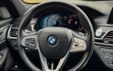 BMW 7 серия, 2017 год, 3 690 000 рублей, 21 фотография