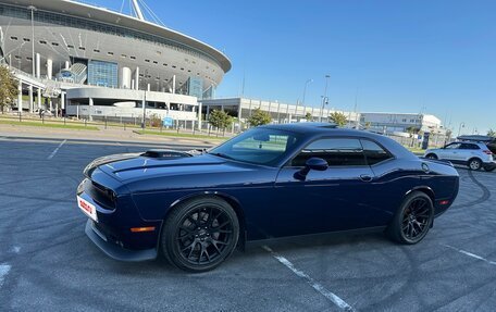 Dodge Challenger III рестайлинг 2, 2016 год, 4 450 000 рублей, 10 фотография