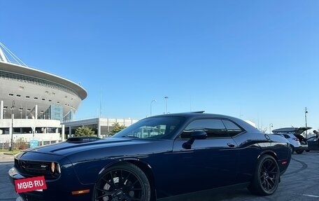 Dodge Challenger III рестайлинг 2, 2016 год, 4 450 000 рублей, 13 фотография