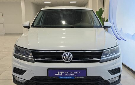 Volkswagen Tiguan II, 2017 год, 2 099 000 рублей, 2 фотография
