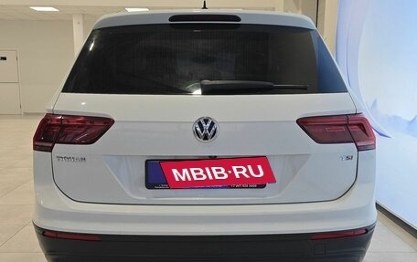 Volkswagen Tiguan II, 2017 год, 2 099 000 рублей, 6 фотография