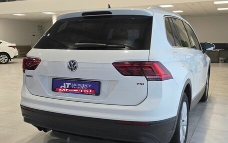 Volkswagen Tiguan II, 2017 год, 2 099 000 рублей, 8 фотография