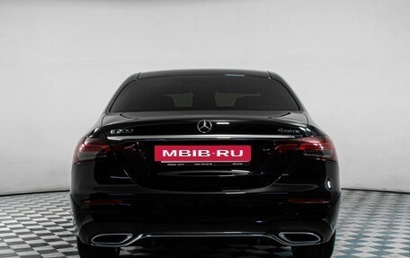 Mercedes-Benz E-Класс, 2021 год, 4 737 000 рублей, 6 фотография