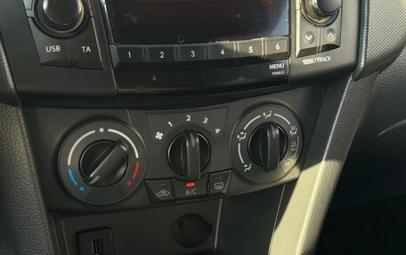 Suzuki Swift IV, 2011 год, 650 000 рублей, 15 фотография