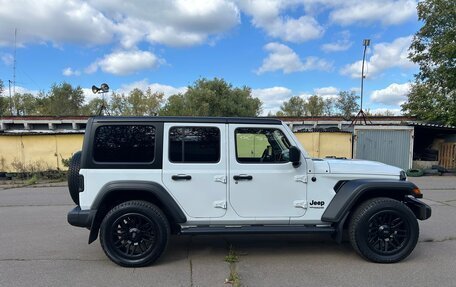 Jeep Wrangler, 2022 год, 4 500 000 рублей, 3 фотография