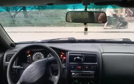 Nissan Almera, 1998 год, 110 000 рублей, 3 фотография