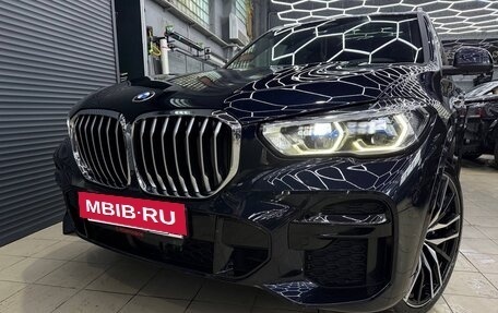 BMW X5, 2021 год, 8 600 000 рублей, 2 фотография