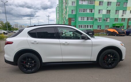 Alfa Romeo Stelvio, 2019 год, 3 100 000 рублей, 8 фотография