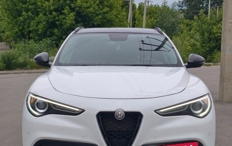 Alfa Romeo Stelvio, 2019 год, 3 100 000 рублей, 2 фотография