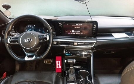 KIA K5, 2020 год, 2 400 000 рублей, 12 фотография