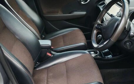 Honda Fit Shuttle I рестайлинг, 2014 год, 1 250 000 рублей, 7 фотография