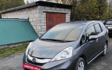 Honda Fit Shuttle I рестайлинг, 2014 год, 1 250 000 рублей, 15 фотография