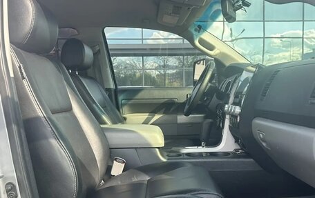 Toyota Tundra II, 2008 год, 5 000 000 рублей, 25 фотография
