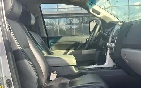Toyota Tundra II, 2008 год, 5 000 000 рублей, 26 фотография