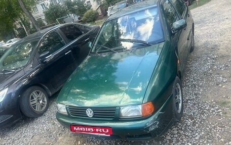 Volkswagen Polo III рестайлинг, 1997 год, 169 000 рублей, 3 фотография