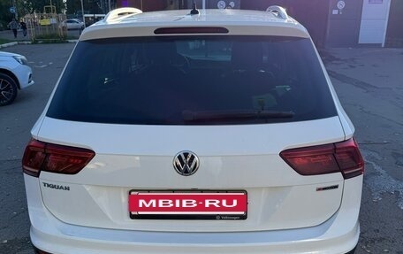 Volkswagen Tiguan II, 2019 год, 2 900 000 рублей, 4 фотография