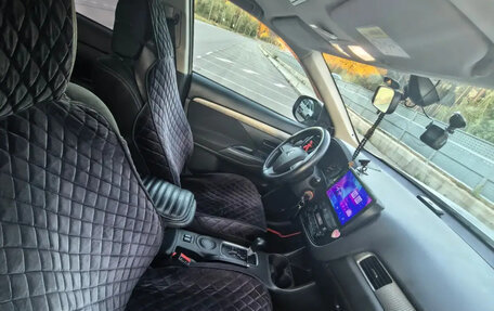 Mitsubishi Outlander III рестайлинг 3, 2016 год, 1 520 000 рублей, 7 фотография