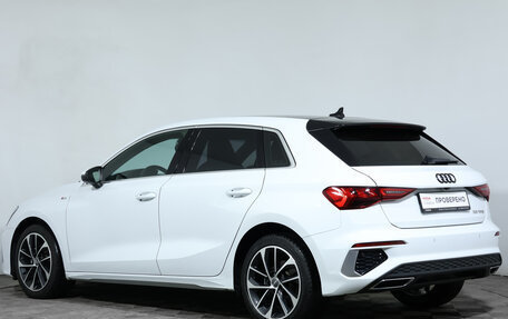 Audi A3, 2021 год, 2 900 000 рублей, 7 фотография