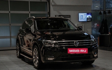Volkswagen Tiguan II, 2020 год, 2 790 000 рублей, 3 фотография