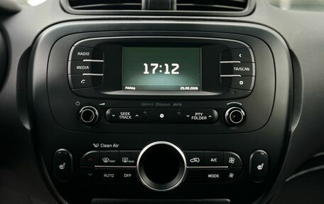 KIA Soul II рестайлинг, 2015 год, 1 349 000 рублей, 18 фотография