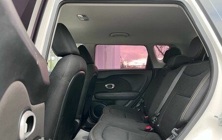 KIA Soul II рестайлинг, 2015 год, 1 349 000 рублей, 24 фотография