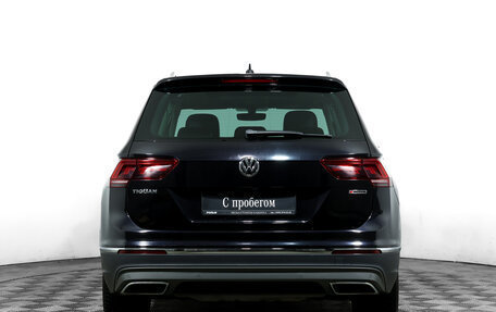 Volkswagen Tiguan II, 2018 год, 2 730 000 рублей, 6 фотография