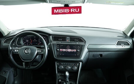Volkswagen Tiguan II, 2018 год, 2 730 000 рублей, 12 фотография