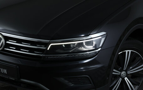 Volkswagen Tiguan II, 2018 год, 2 730 000 рублей, 23 фотография