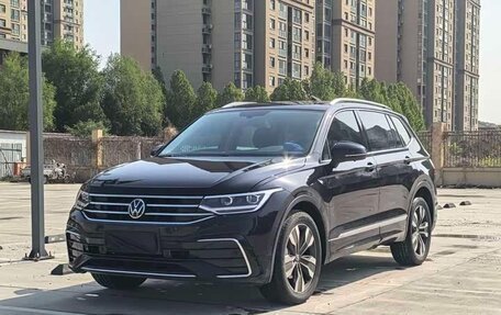 Volkswagen Tiguan II, 2024 год, 3 382 448 рублей, 1 фотография