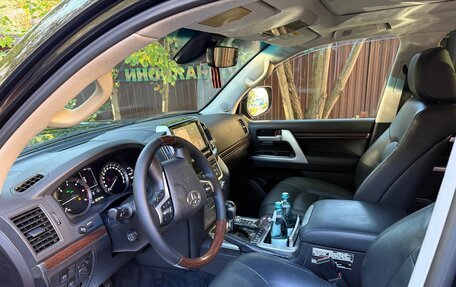 Toyota Land Cruiser 200, 2016 год, 5 100 000 рублей, 18 фотография