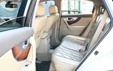 Infiniti QX70, 2017 год, 2 047 000 рублей, 11 фотография