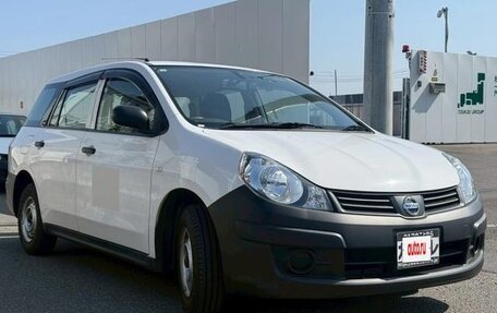 Nissan AD III, 2016 год, 800 000 рублей, 4 фотография