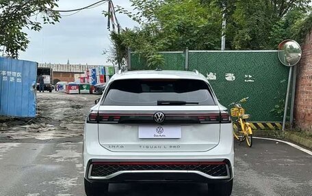 Volkswagen Tiguan II, 2024 год, 4 162 738 рублей, 5 фотография