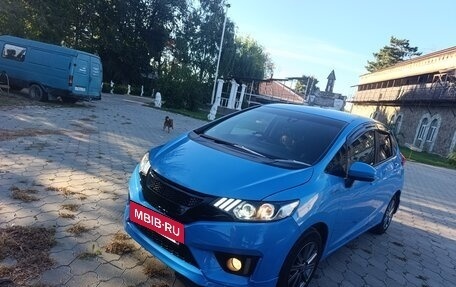 Honda Fit III, 2016 год, 890 000 рублей, 3 фотография