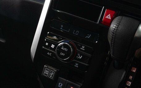 Toyota Roomy I, 2021 год, 1 249 000 рублей, 12 фотография