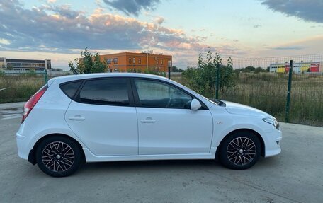 Hyundai i30 I, 2010 год, 900 000 рублей, 4 фотография