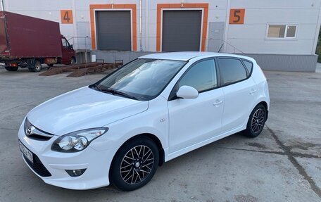 Hyundai i30 I, 2010 год, 900 000 рублей, 3 фотография