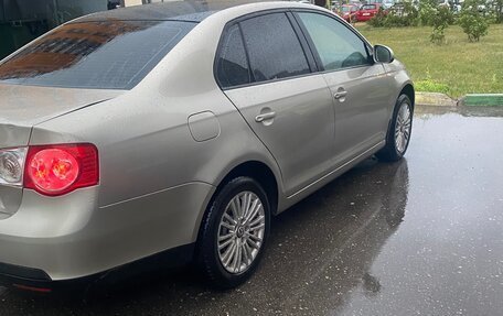 Volkswagen Jetta VI, 2008 год, 520 000 рублей, 2 фотография