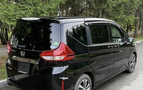 Honda Freed II, 2019 год, 1 650 000 рублей, 3 фотография