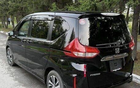 Honda Freed II, 2019 год, 1 650 000 рублей, 4 фотография
